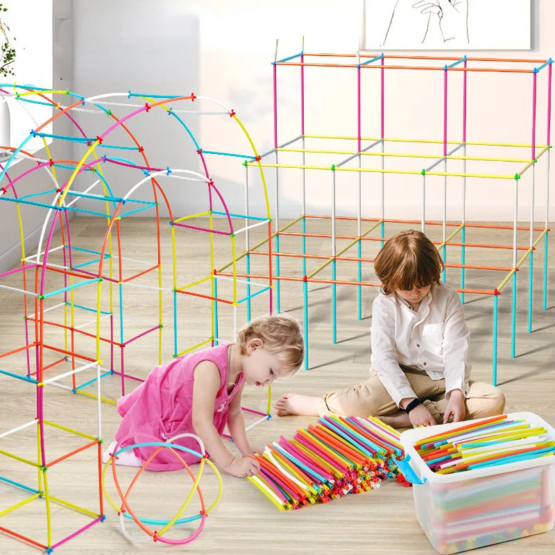 Kit de Construção com Canudos de Encaixe